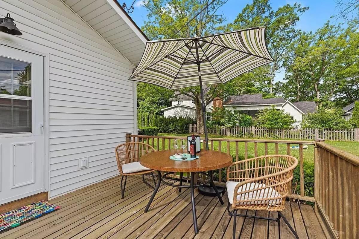 Villa 2Min Walk Downtown-Pet Friendly-Offstreet Parking Saugatuck Esterno foto