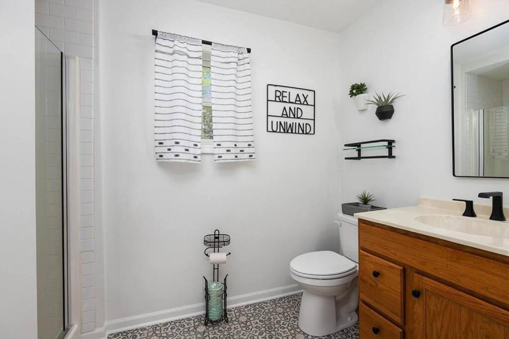 Villa 2Min Walk Downtown-Pet Friendly-Offstreet Parking Saugatuck Esterno foto