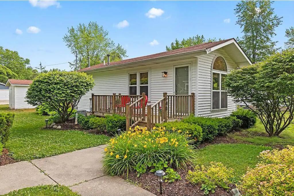 Villa 2Min Walk Downtown-Pet Friendly-Offstreet Parking Saugatuck Esterno foto
