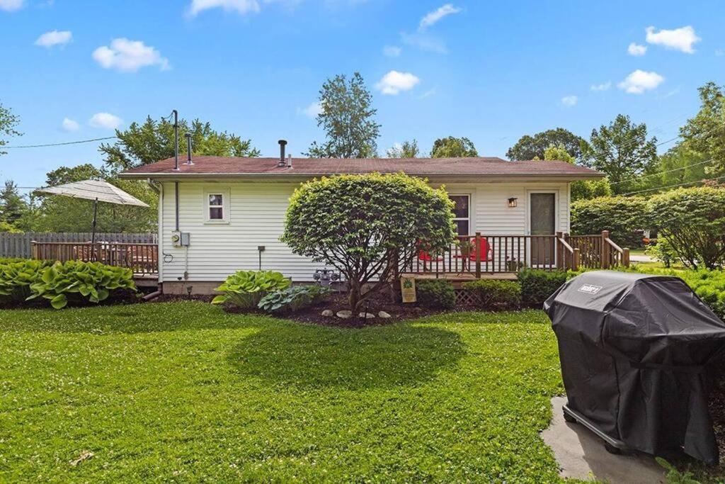 Villa 2Min Walk Downtown-Pet Friendly-Offstreet Parking Saugatuck Esterno foto