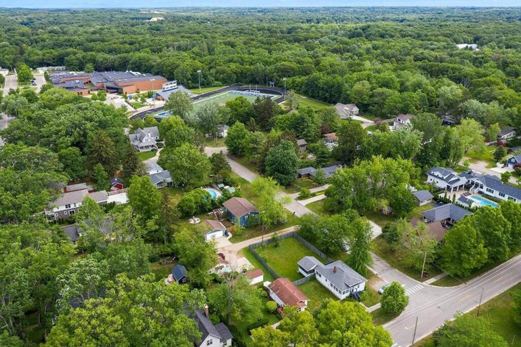 Villa 2Min Walk Downtown-Pet Friendly-Offstreet Parking Saugatuck Esterno foto