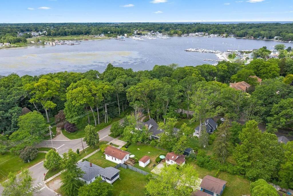 Villa 2Min Walk Downtown-Pet Friendly-Offstreet Parking Saugatuck Esterno foto